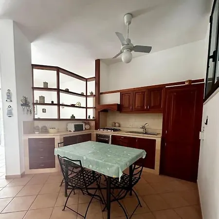 Apartment Fronte Dei Pini Torre dell'Orso